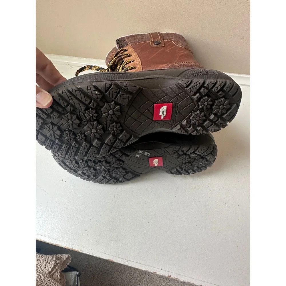 The North Face Boots Womens 7 Shellista III Mid Winter Snow Waterproof Brown